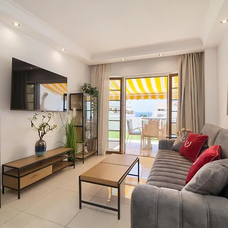 Maapartmentses Garden דירה *
